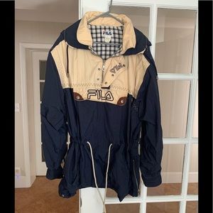 VINTAGE FILA JACKET.  SIZE M.